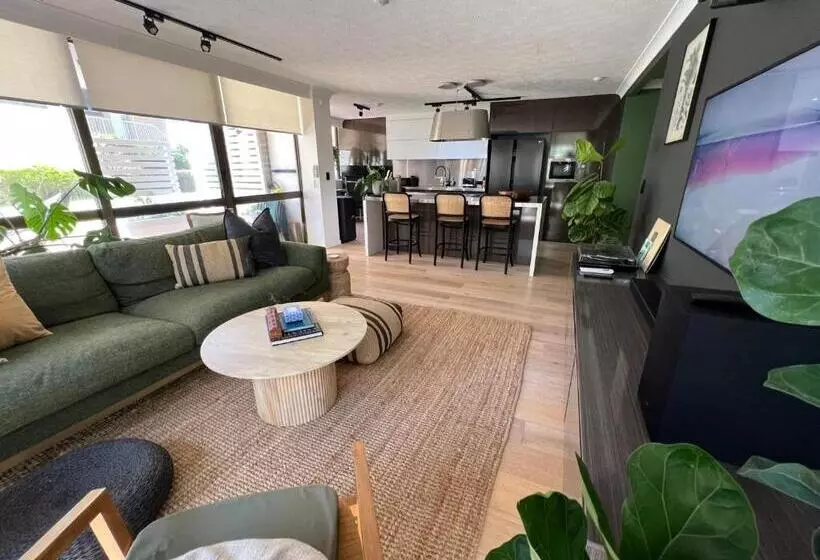 Fotos del hotel Breakers North Absolute Beachfront Apartments:  10