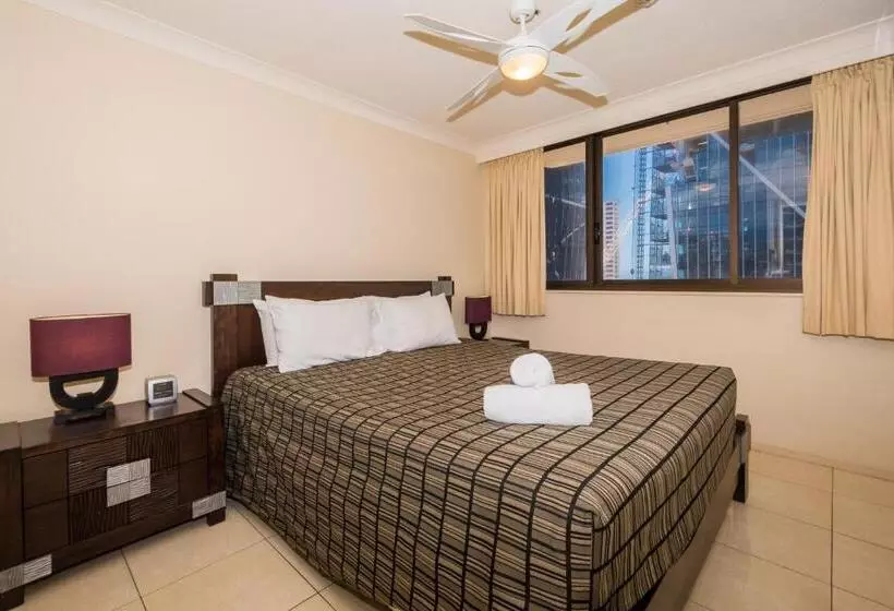 Fotos del hotel Breakers North Absolute Beachfront Apartments:  20