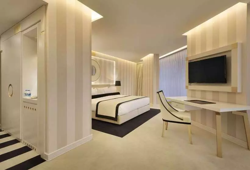 Fotos del hotel Ramada  & Suites By Wyndham Istanbul Sisli:  2