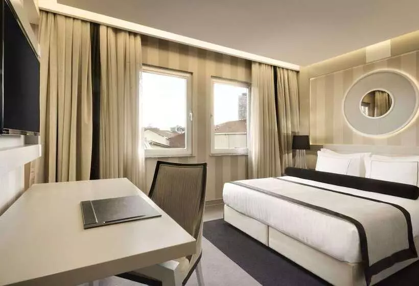 Fotos del hotel Ramada  & Suites By Wyndham Istanbul Sisli:  15