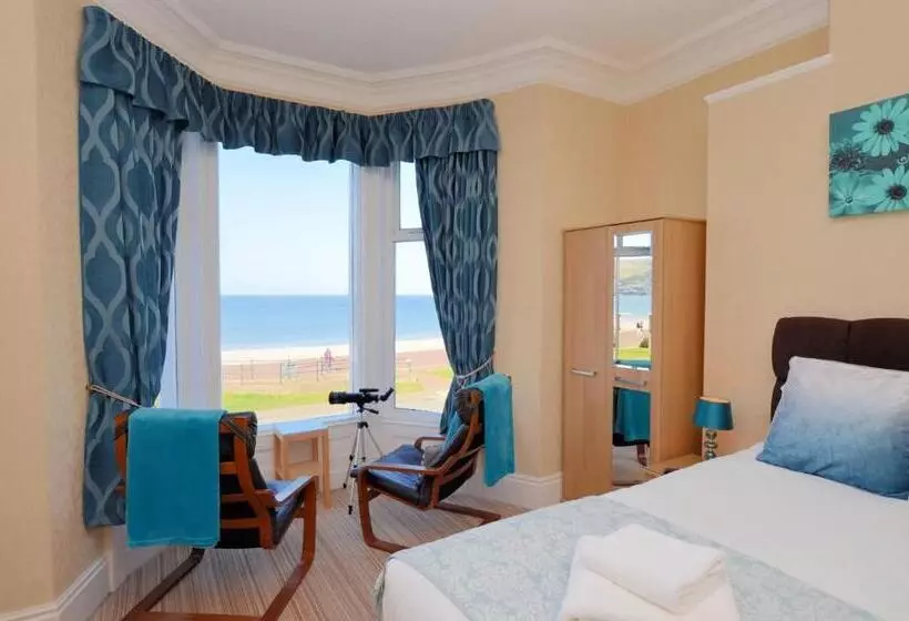 Fotos del hotel St. Hilary Guest House:  24