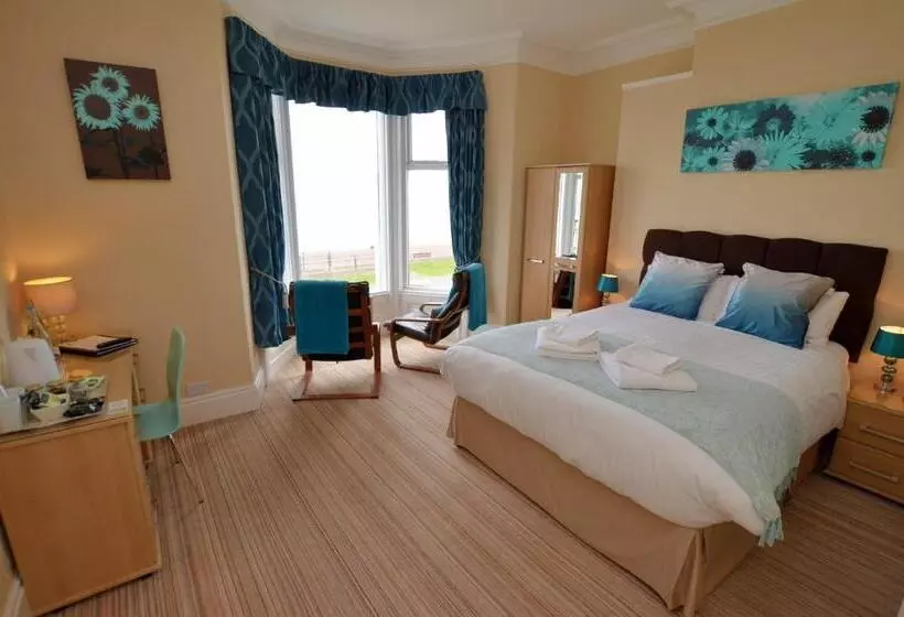 Fotos del hotel St. Hilary Guest House:  23