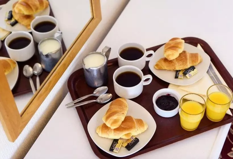 Fotos del hotel The Clarence Gardens:  9