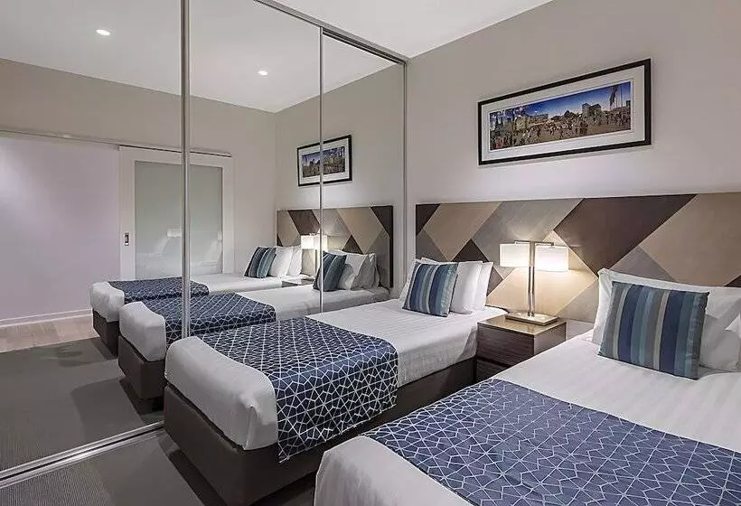 Wyndham Hotel Melbourne