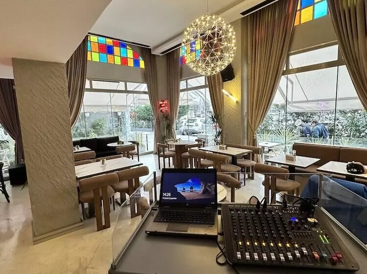 Fotos del hotel Port  Tophane:  10