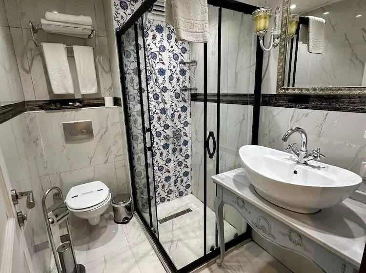 Fotos del hotel Port  Tophane:  5