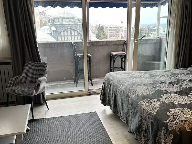 Fotos del hotel Port  Tophane:  6