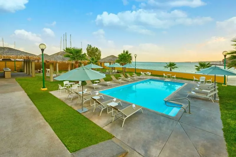 Fotos del hotel City Express La Paz:  2