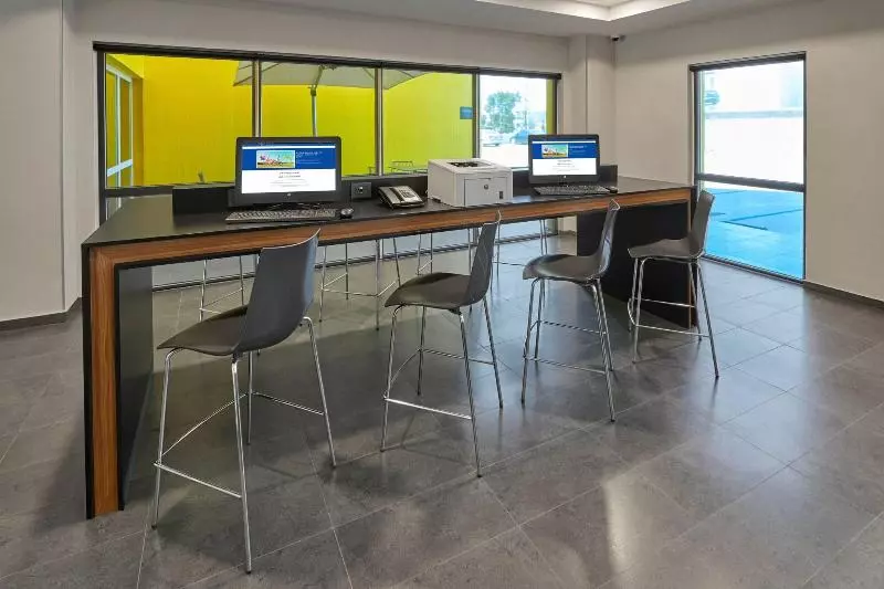 Fotos del hotel City Express La Paz:  11