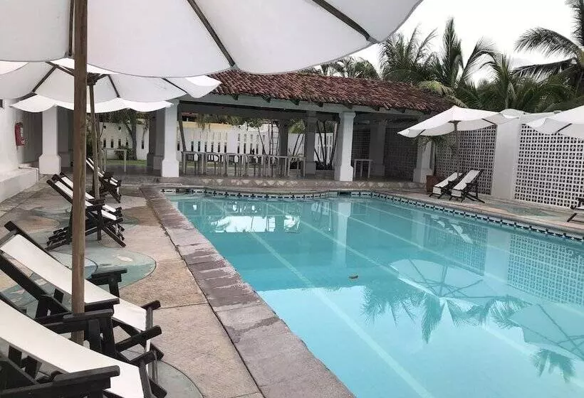 Fotos del hotel Concierge Plaza San Rafael:  25