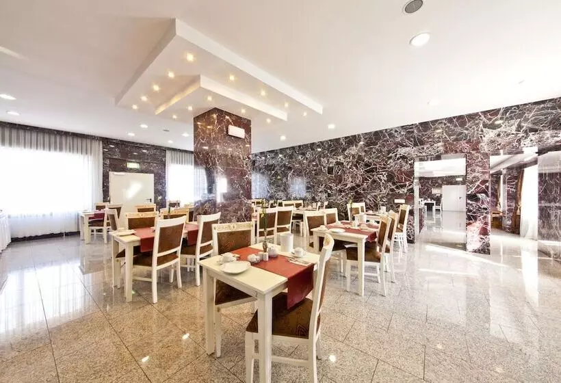 Fotos del hotel Excelsior:  19