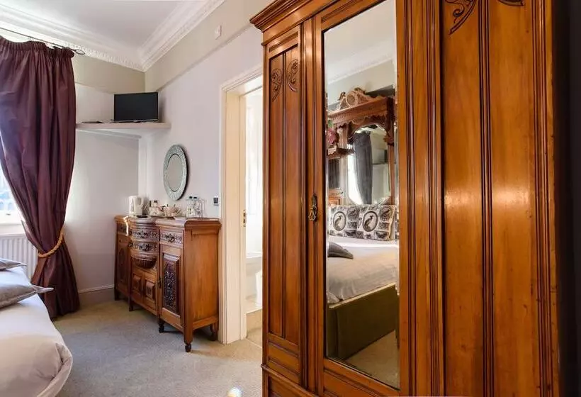 Fotos del hotel Jolyon S Boutique:  25