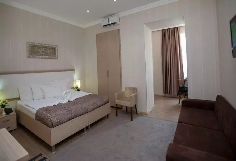 Fotos del hotel Rustaveli Palace:  20