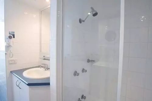 Fotos del hotel Surfers Royale Resort:  7