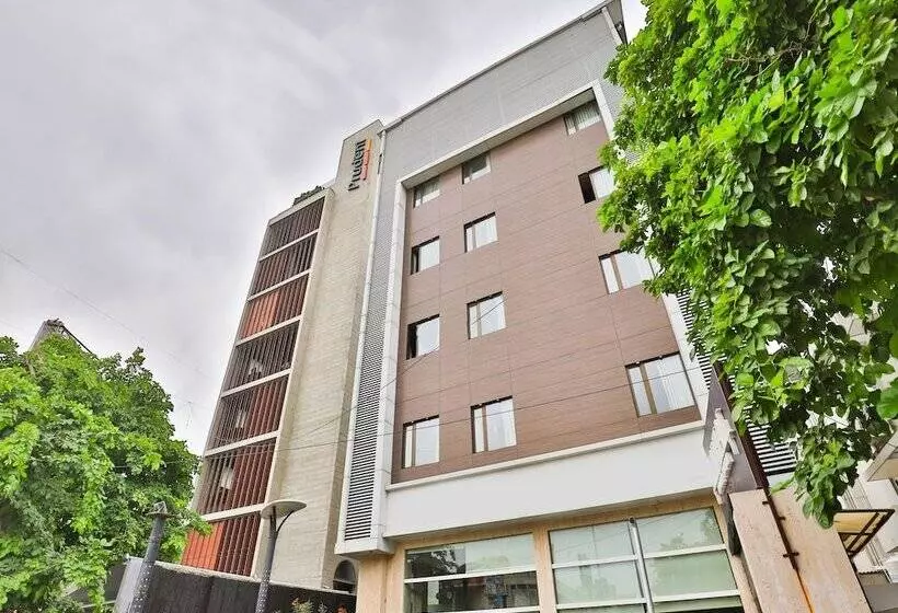 Fotos del hotel Collection O 30006 Ambawadi:  6