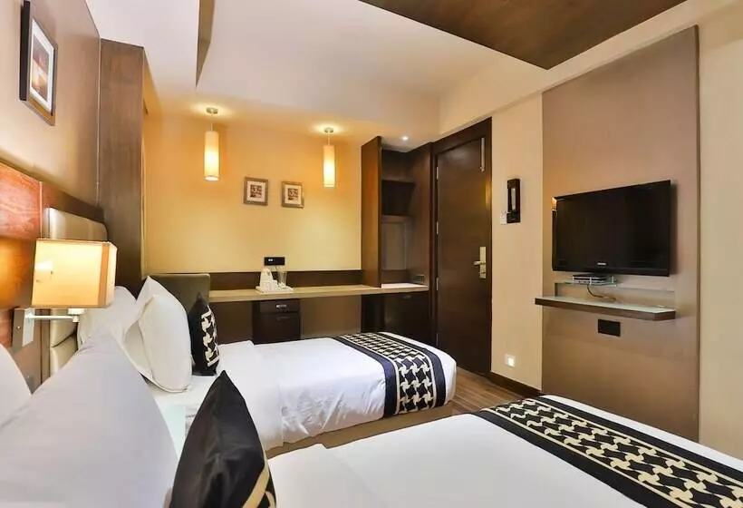 Fotos del hotel Collection O 30006 Ambawadi:  20