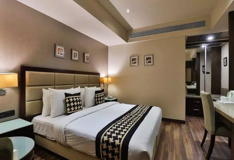 Fotos del hotel Collection O 30006 Ambawadi:  14