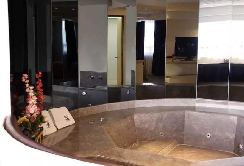 Fotos del hotel Porto Novo Hotel & Suites:  8