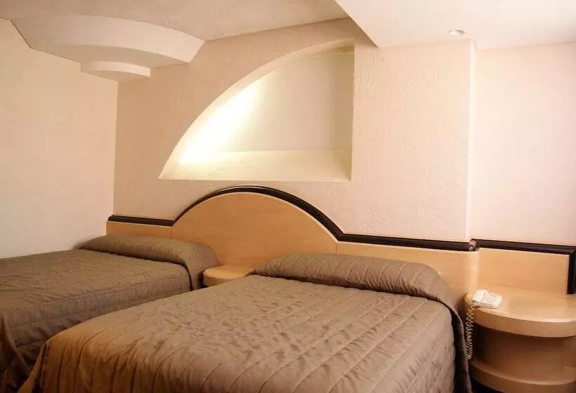 Fotos del hotel Porto Novo Hotel & Suites:  2