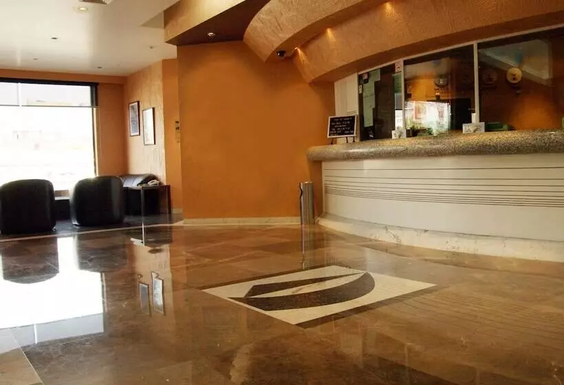 Fotos del hotel Porto Novo Hotel & Suites:  3