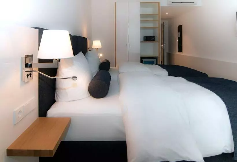 Fotos del hotel Vi Vadi Hotel Bayer 89:  11