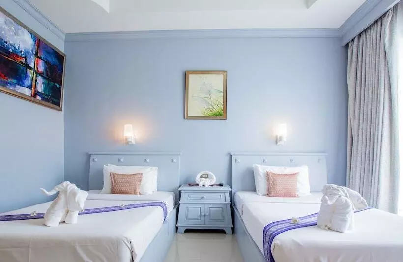 Fotos del hotel In On The Beach:  10