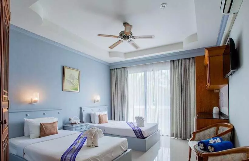 Fotos del hotel In On The Beach:  16