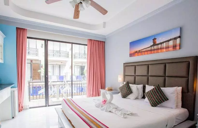 Fotos del hotel In On The Beach:  22