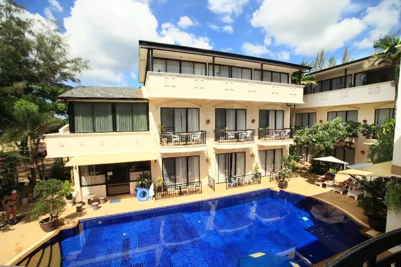 Fotos del hotel In On The Beach:  19