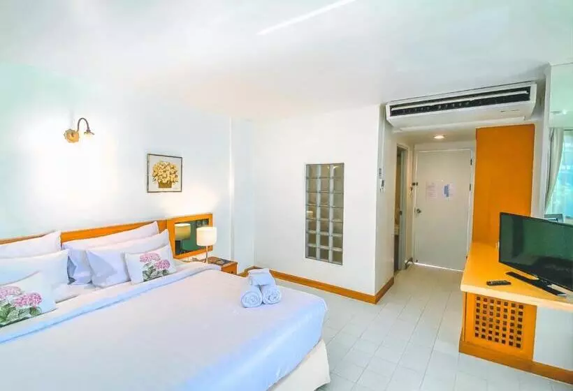 Fotos del hotel Nern Chalet Beachfront:  17