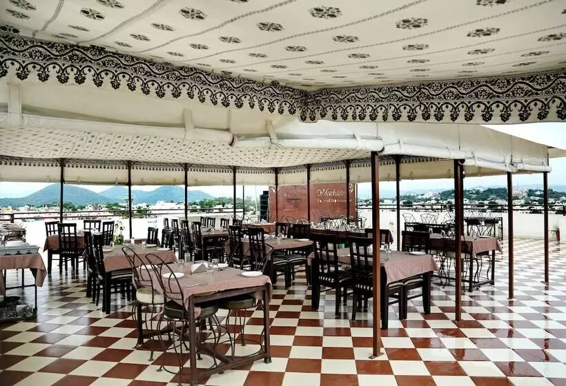 Fotos del hotel Royal Pratap Niwas:  10