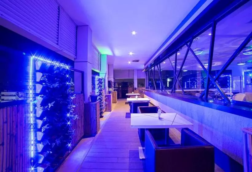 Fotos del hotel The Iris Inn By Bhagini Outer Ring Road:  10