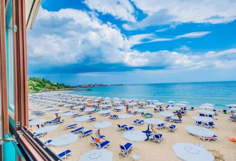 Fotos del hotel Mirage:  6