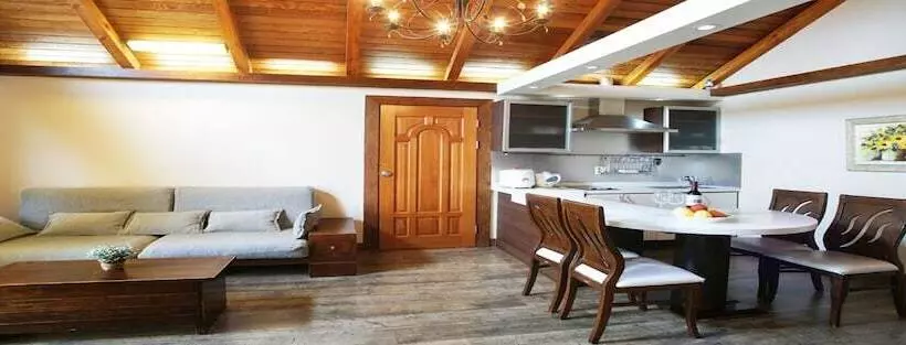 Fotos del hotel Uts Village:  12