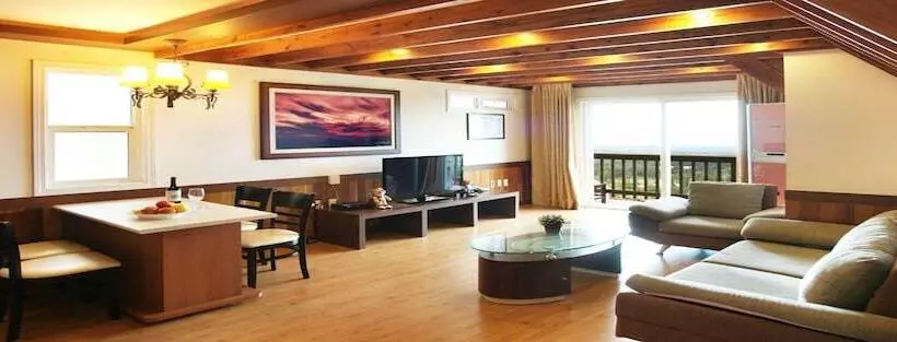 Fotos del hotel Uts Village:  25