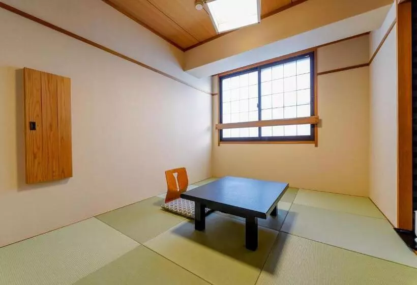 Fotos del hotel Wakamiya:  11