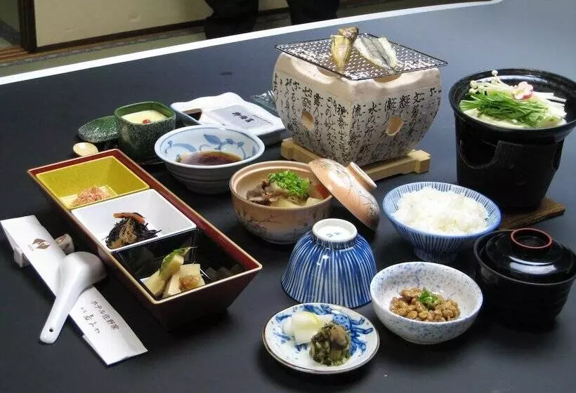 Fotos del hotel Wakamiya:  5