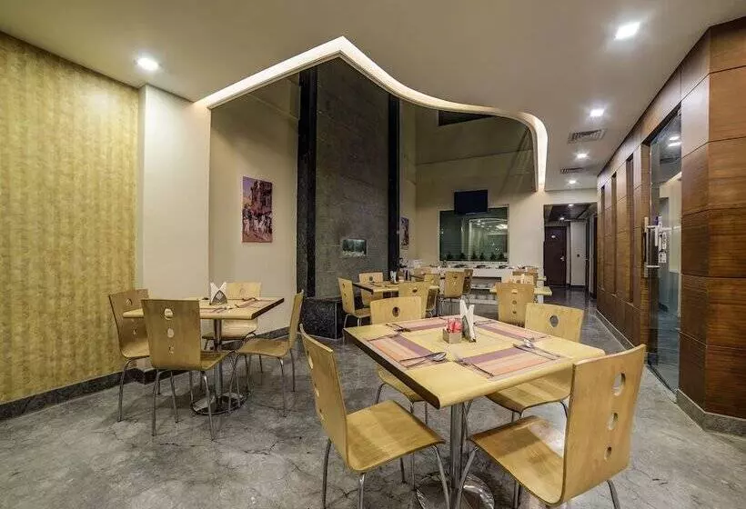 Fotos del hotel Capital O 28618 New Haven:  9