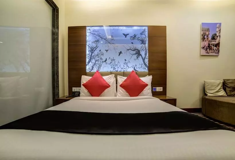 Fotos del hotel Capital O 28618 New Haven:  25