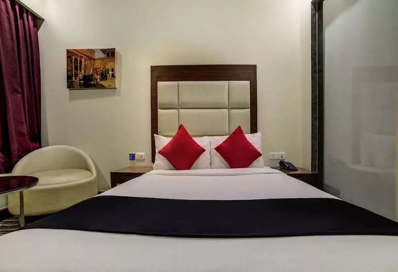 Fotos del hotel Capital O 28618 New Haven:  23