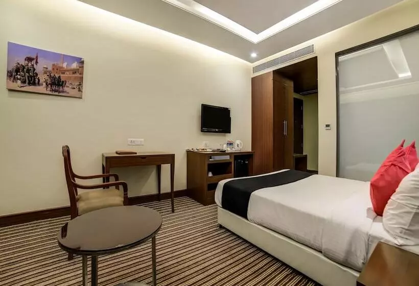 Fotos del hotel Capital O 28618 New Haven:  2