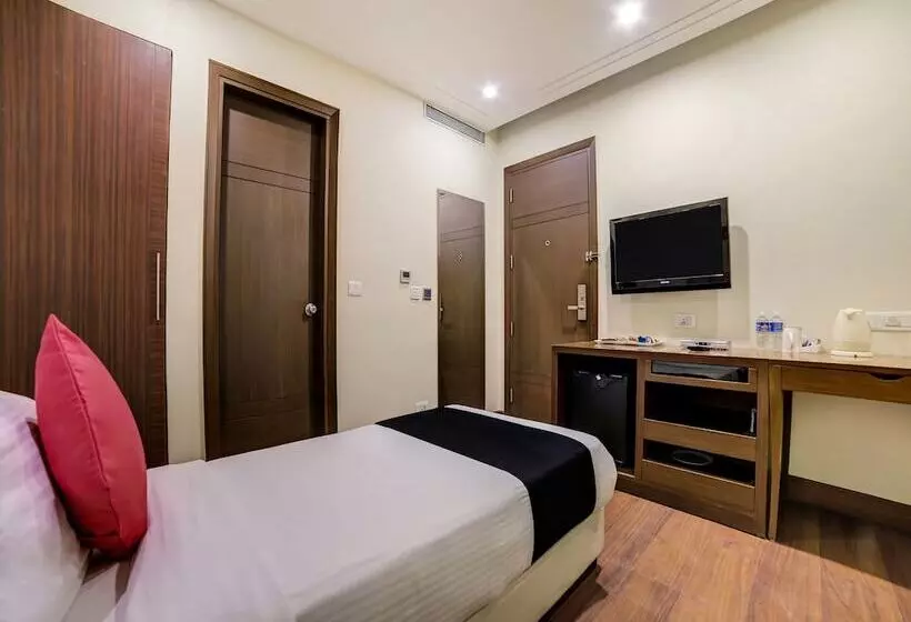 Fotos del hotel Capital O 28618 New Haven:  8