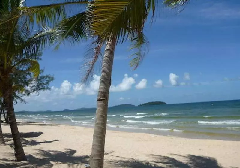 Fotos del hotel Sahaa Beach Resort:  5