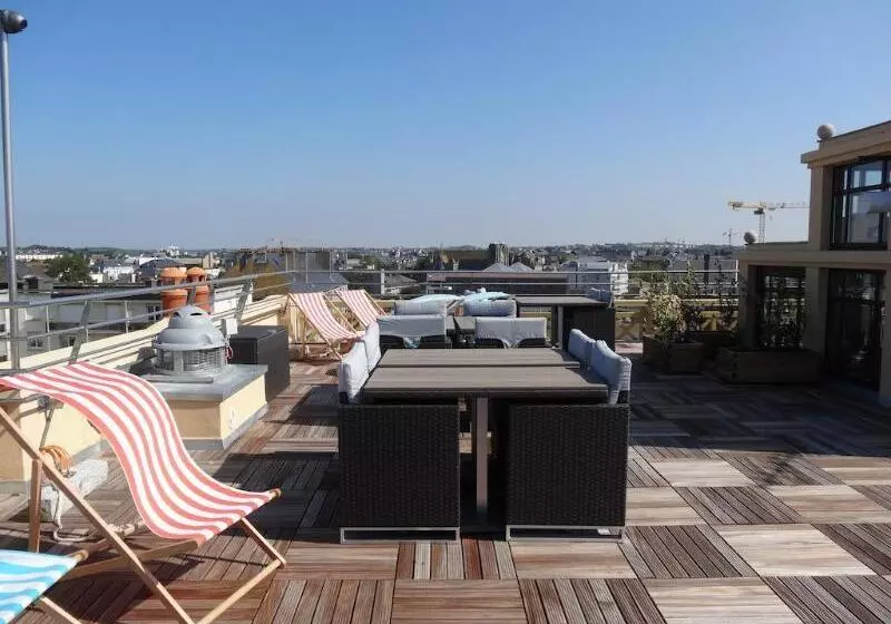 Fotos del hotel Ambassadeurs Logis:  5