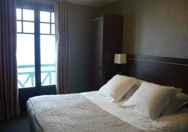 Fotos del hotel Ambassadeurs Logis:  14