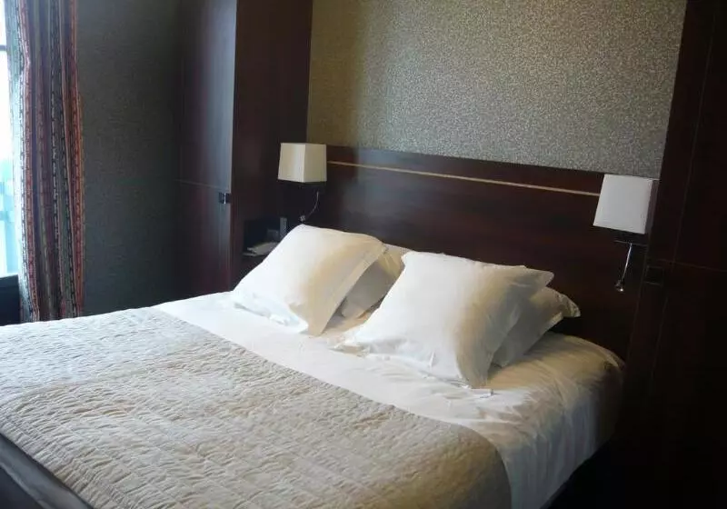 Fotos del hotel Ambassadeurs Logis:  11