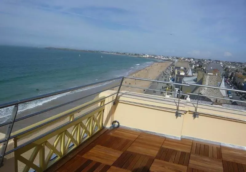 Fotos del hotel Ambassadeurs Logis:  19