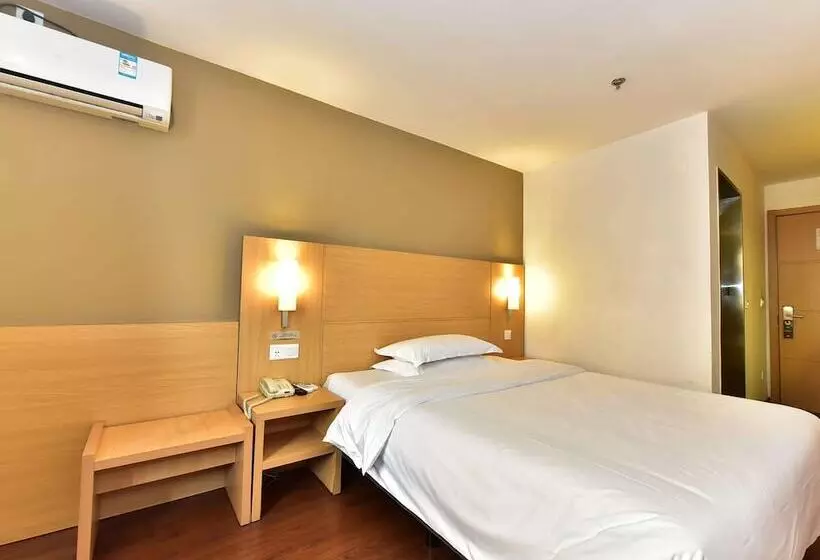 Fotos del hotel Ibis Ningbo Tianyi Square:  12