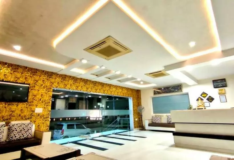 Fotos del hotel Karan Vilas:  10