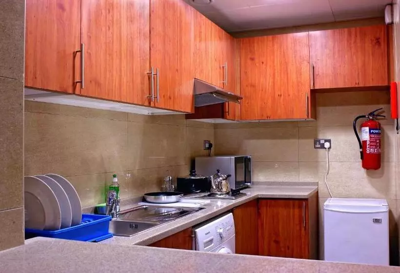 Fotos del hotel Paragon Hotel Apartments:  5